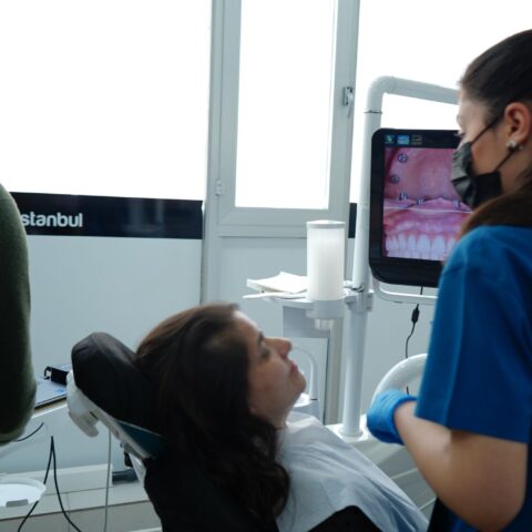 Denta-Istanbul-Dijital-Dis-Hekimligi (1)